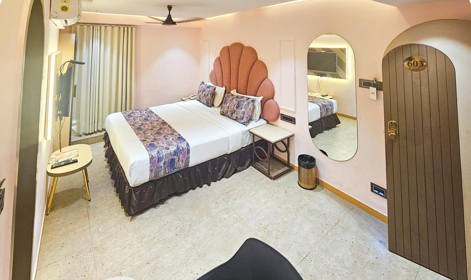 Hotel Nova Bling Rajkot Exterior foto